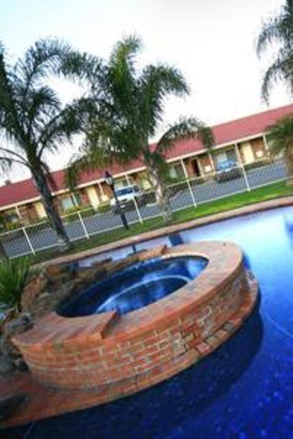 Pines Country Club Motor Inn Shepparton Exterior foto