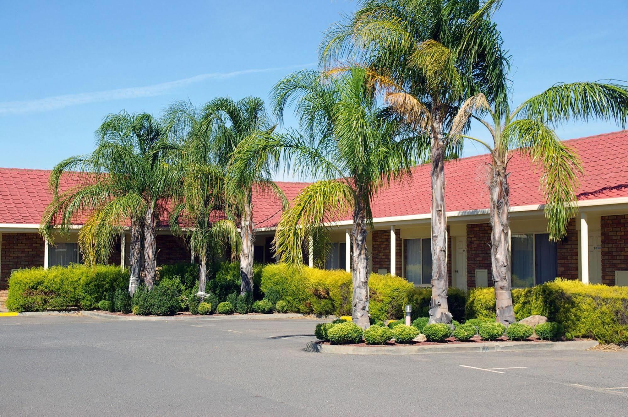 Pines Country Club Motor Inn Shepparton Exterior foto